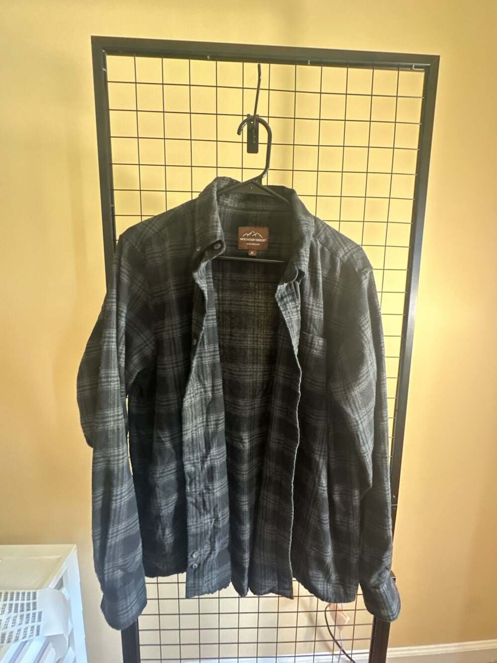 Mountain Ridge Explore Life Men's Black and Gray Plaid Button-Down Flannel Shirt